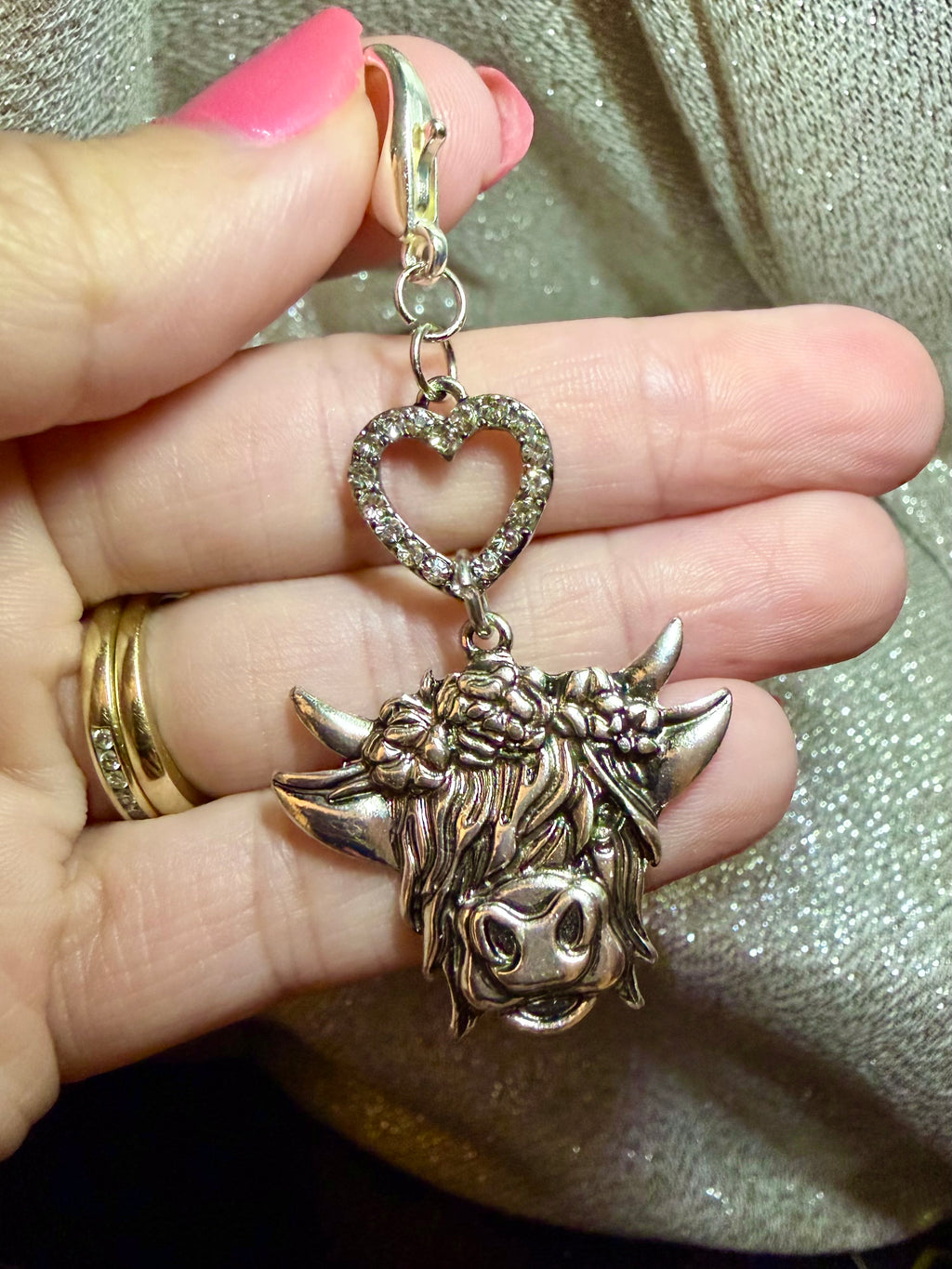 Highland Cow with Rhinestone Heart accent bead bag charm